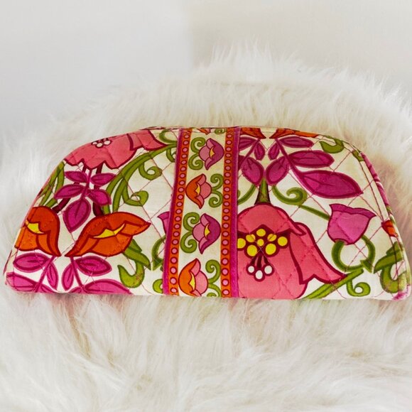 Vera Bradley Wallet Lilli Bell Kiss 'N Snap Quilted Fabric Pink - Picture 2 of 8